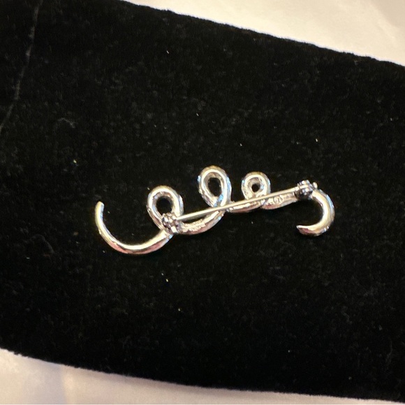 pre owned swarovski brooch silver and crystals - Picture 3 of 3